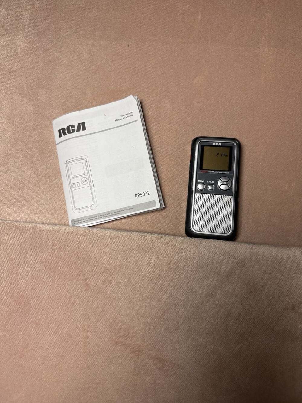 RCA Digital Voice Recorder Rp5022b 64mb With Manual